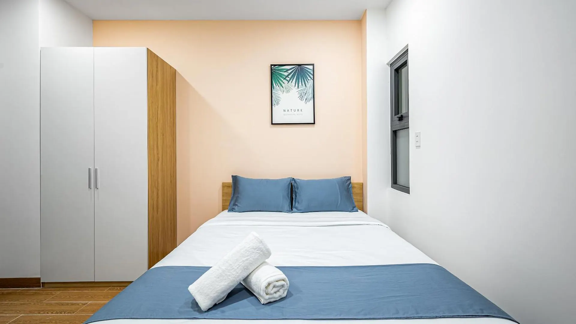 Cozrum Homes - Spring Residence Ho Chi Minh City Apartment