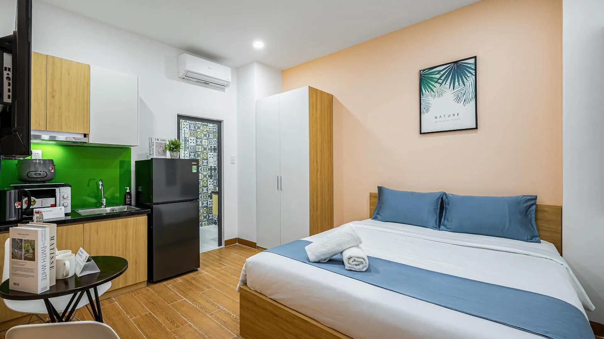 Cozrum Homes - Spring Residence Ho Chi Minh City