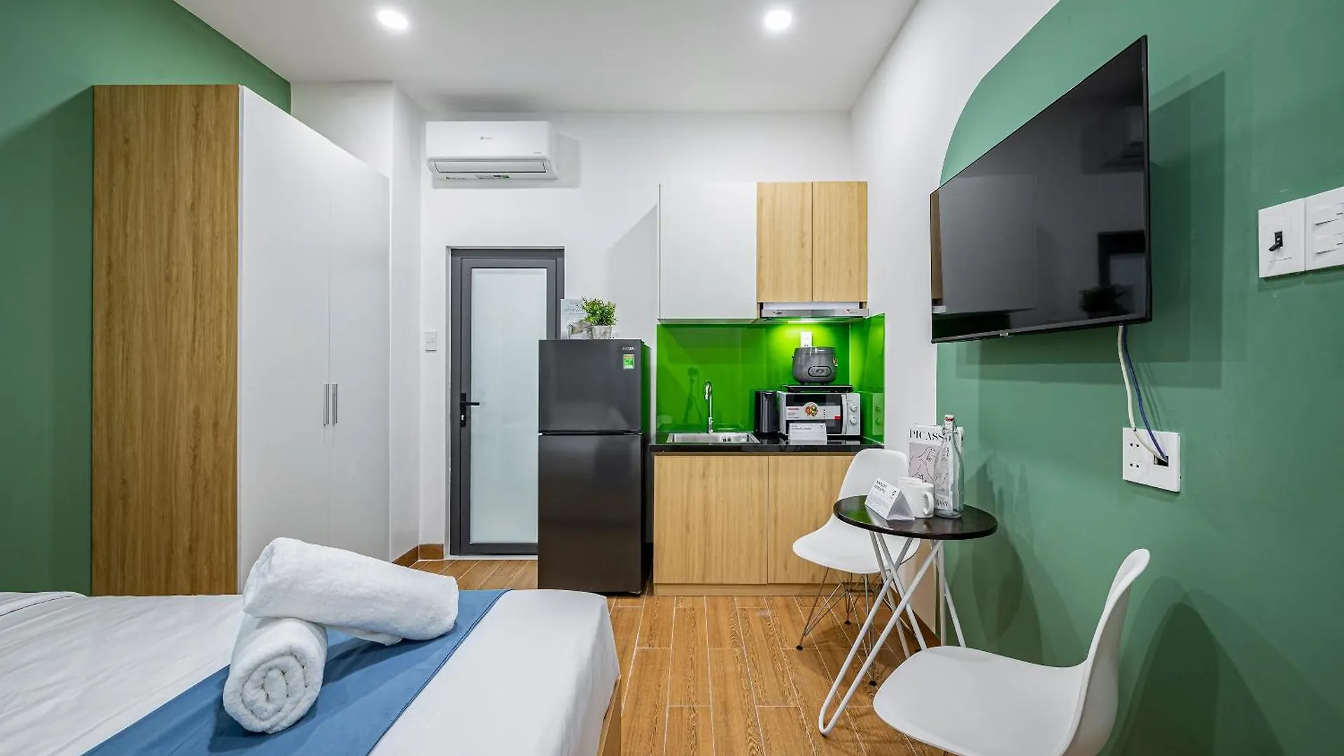 Apartment Cozrum Homes - Spring Residence Ho Chi Minh City Vietnam