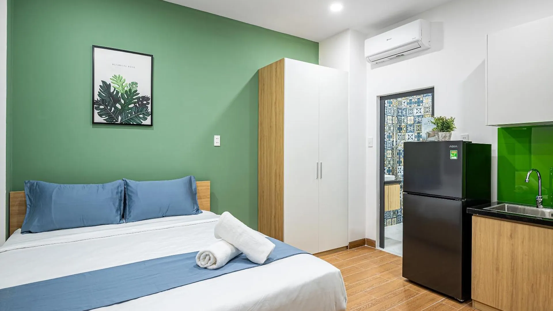 Apartment Cozrum Homes - Spring Residence Ho Chi Minh City