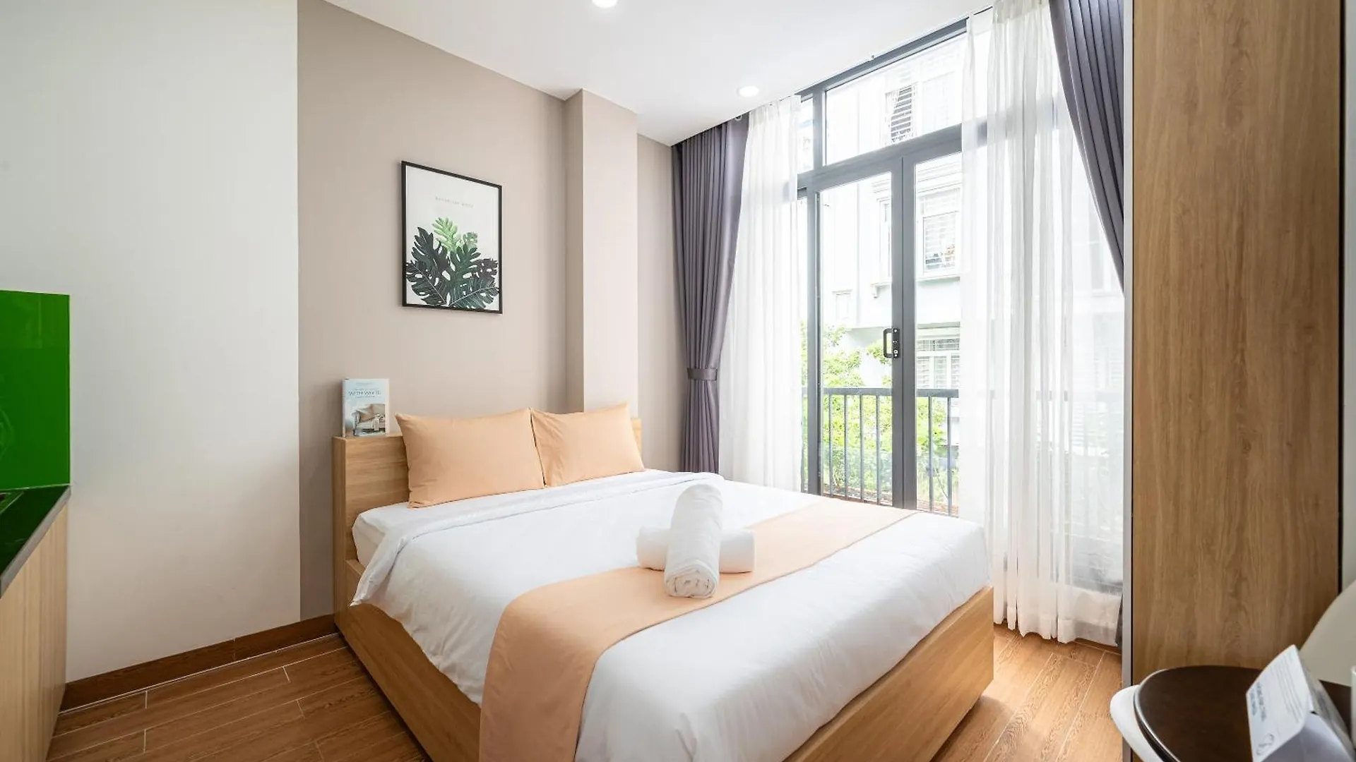 Apartment Cozrum Homes - Spring Residence Ho Chi Minh City