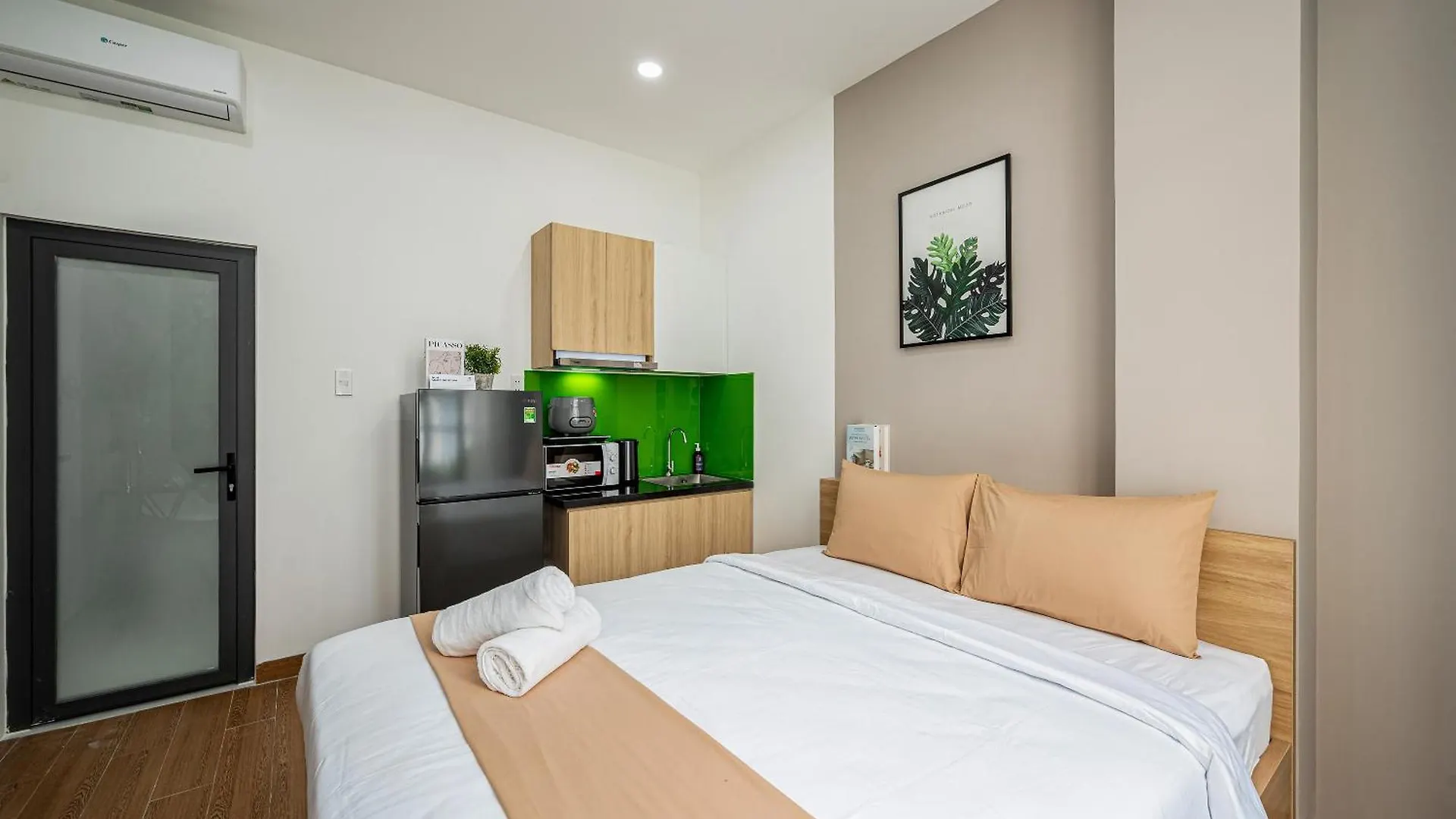 Cozrum Homes - Spring Residence Ho Chi Minh City